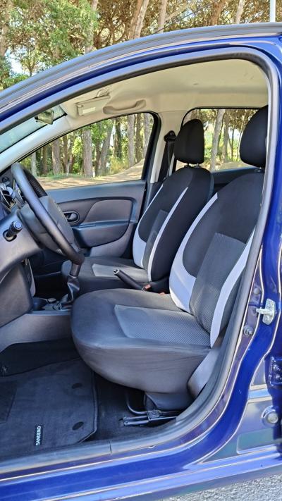 Dacia Sandero 1.5 dCi 90 Laureate — foto 9