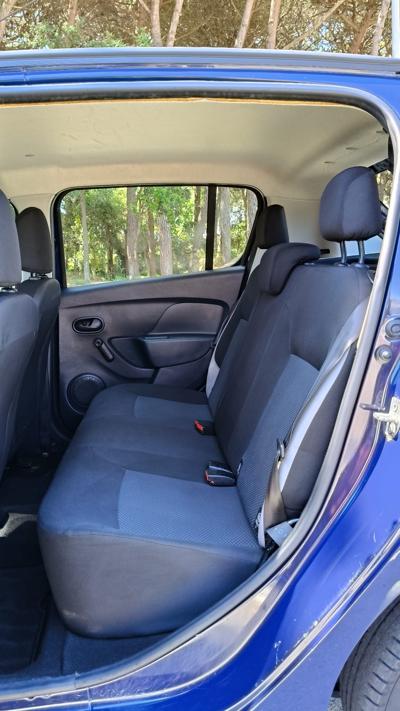 Dacia Sandero 1.5 dCi 90 Laureate — foto 11